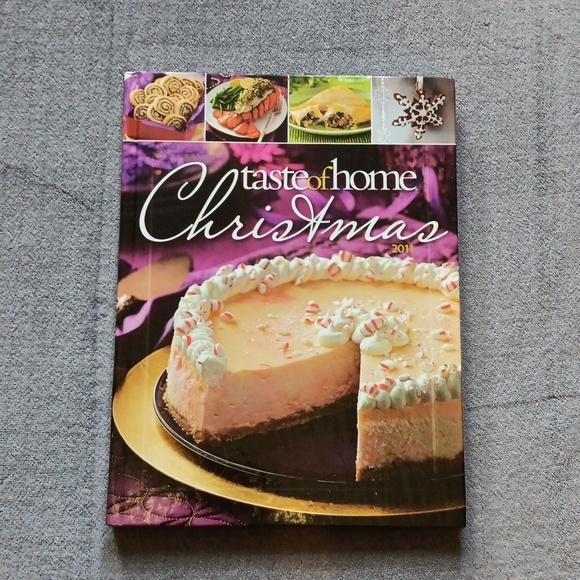 Christmas Recipe & Craft Hardcover Book, Taste Of Home, Gift & Decor Ideas - Picture 2 of 12